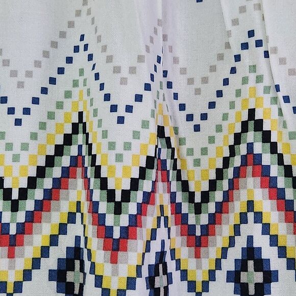 Pants - Zig Zag Print Spring Crop Pants Size M